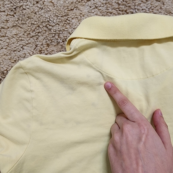 Lacoste polo shirt with short sleeves and collar on yellow - Picture 4 of 6